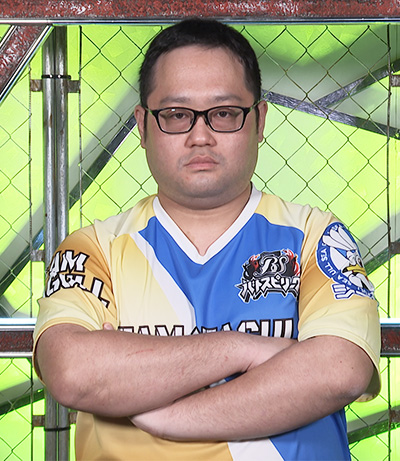 けん 選手